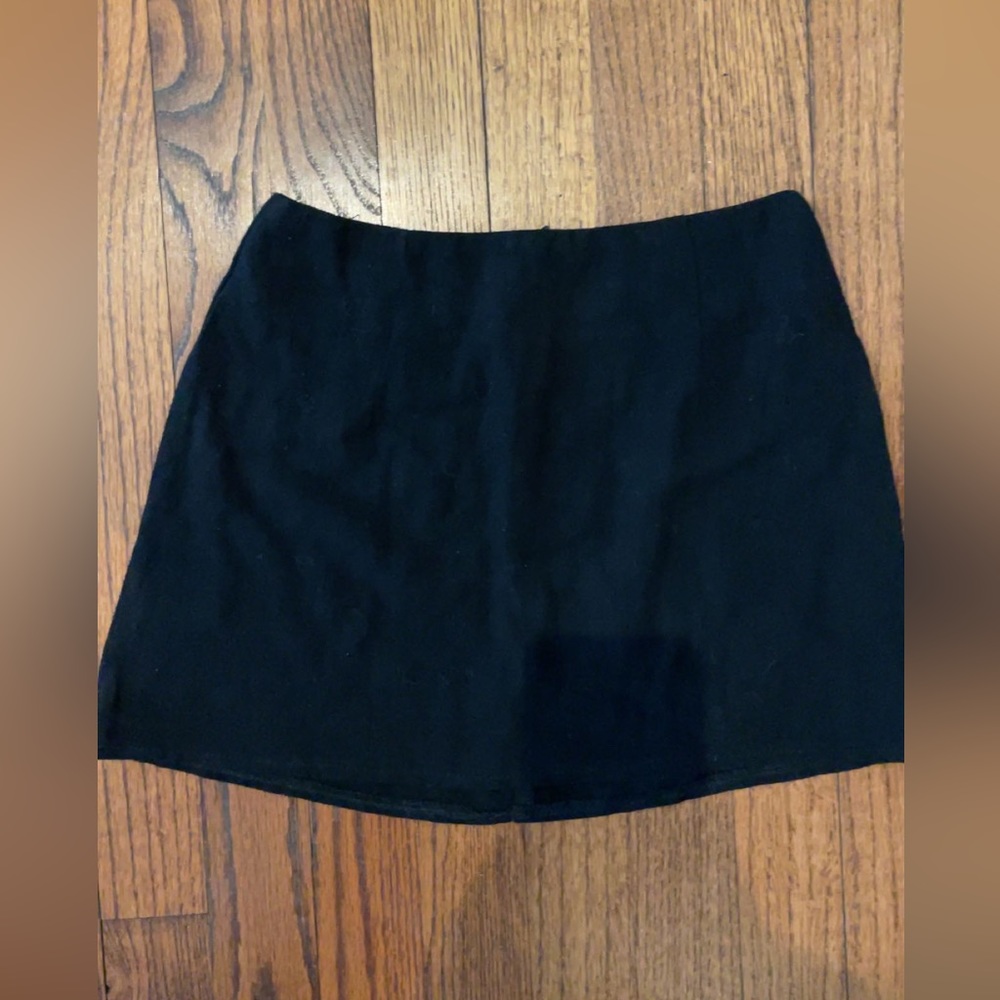 black mini skirt